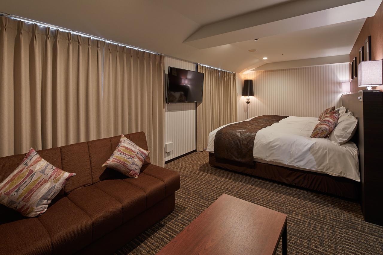 Centurion & Station Hotel 3*